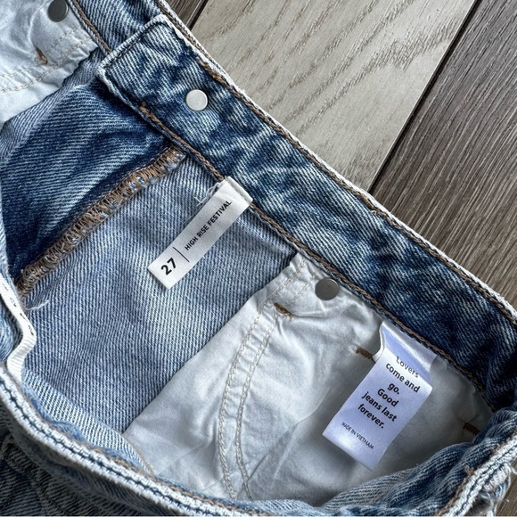 PacSun High Rise Festival Women’s Shorts 2” | Size: 27 | Good Condition - Picture 3 of 7